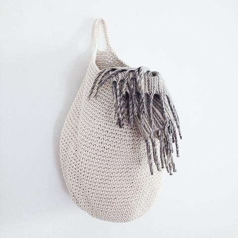Nido Crocheted Hanging Basket