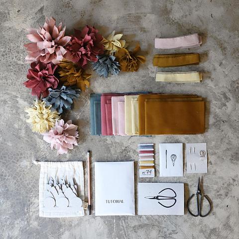 Flower Kit / Autumn